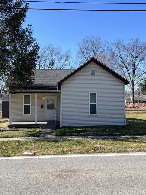 231 Main St, Bethel, OH 45106