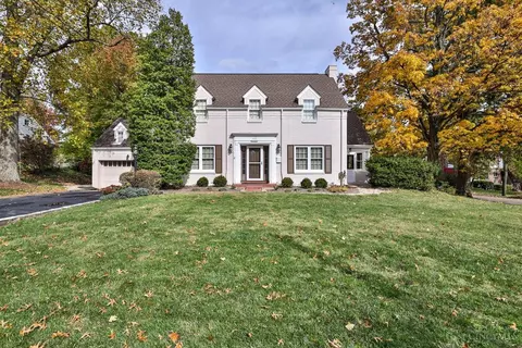 400 Oliver, Wyoming, OH 45215