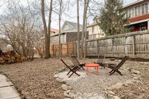 Exterior - 2233 Burnet Ave, Cincinnati, OH 45219 photo 5 of 11