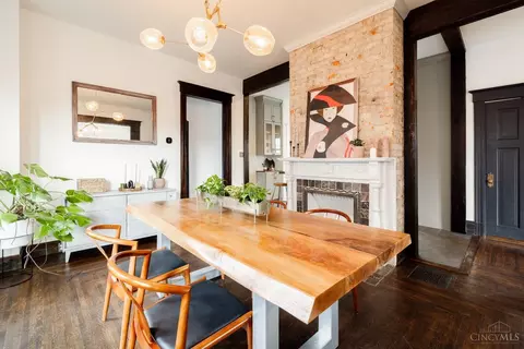 Dining - 2233 Burnet Ave, Cincinnati, OH 45219 photo 2 of 3