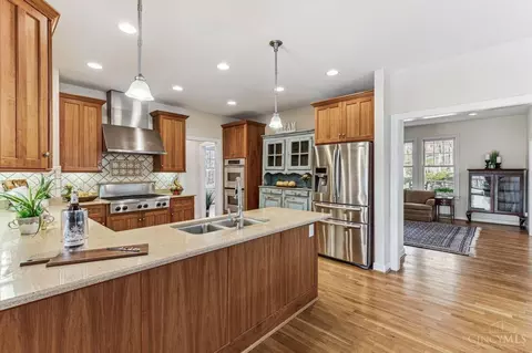 Kitchen - 3342 Michelles Whisper, Cincinnati, OH 45245 photo 4 of 4