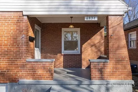 Exterior - 6934 Bramble Ave, Cincinnati, OH 45227 photo 3 of 10