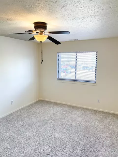 541 Davis Rd #8, Cincinnati, OH 45255 photo 8