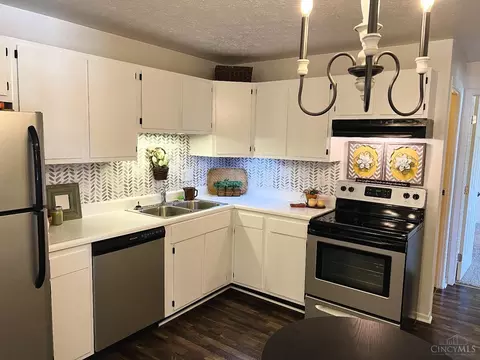 541 Davis Rd #8, Cincinnati, OH 45255 photo 5