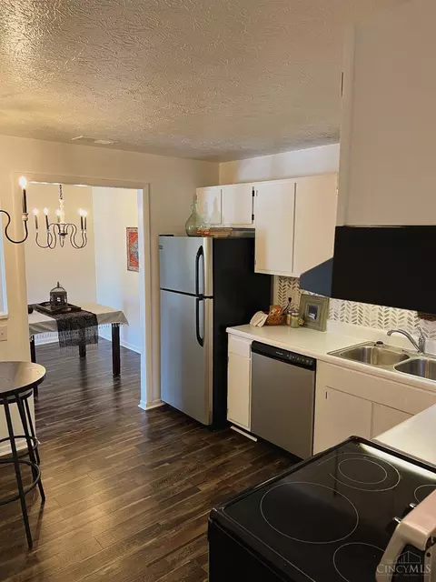 541 Davis Rd #8, Cincinnati, OH 45255 photo 4
