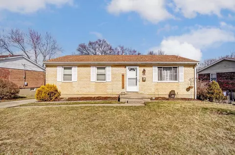635 Rockford Dr, Hamilton, OH 45013
