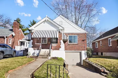 Exterior - 6728 Plainfield Rd, Silverton, OH 45236 photo 5 of 14