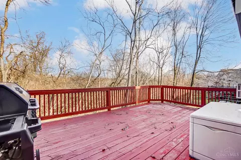 Exterior - 2488 Oaktree Pl, Cincinnati, OH 45238 photo 3 of 6
