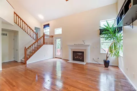 Living - 2488 Oaktree Pl, Cincinnati, OH 45238 photo 1 of 6