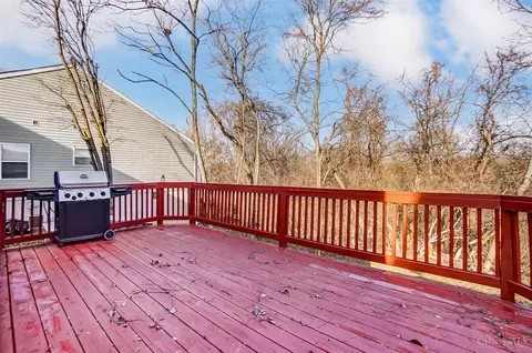 Exterior - 2488 Oaktree Pl, Cincinnati, OH 45238 photo 2 of 6