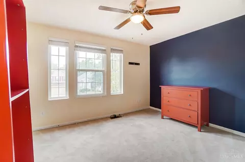 Bedroom - 2488 Oaktree Pl, Cincinnati, OH 45238 photo 3 of 5