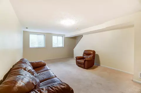 Bedroom - 2488 Oaktree Pl, Cincinnati, OH 45238 photo 5 of 5
