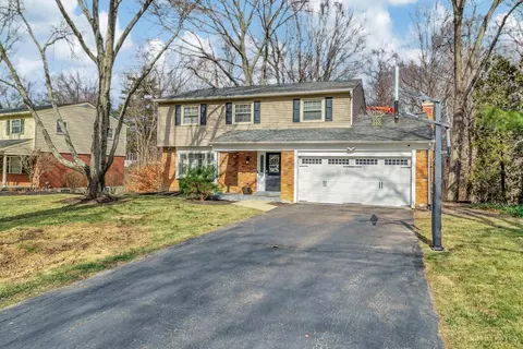 6320 Stirrup Rd, Cincinnati, OH 45244