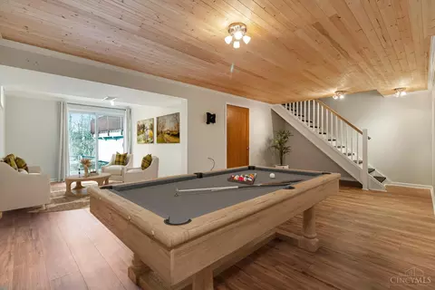 Living - 6320 Stirrup Rd, Cincinnati, OH 45244 photo 4 of 4
