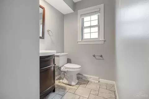 Bath - 6320 Stirrup Rd, Cincinnati, OH 45244 photo 1 of 3