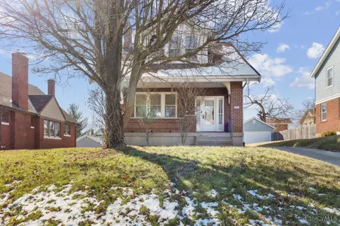 3617 Darwin Ave, Cheviot, OH 45211