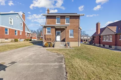 Exterior - 3617 Darwin Ave, Cheviot, OH 45211 photo 6 of 7