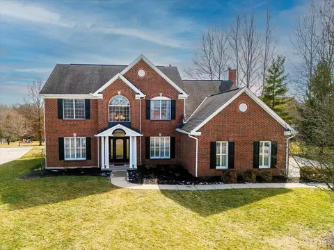 6025 Scotch Pine Dr, Milford, OH 45150