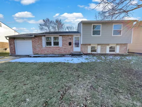 2897 Glenaire Dr, Colerain Twp, OH 45251