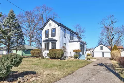 4212 Woodlawn Ave, Cincinnati, OH 45236
