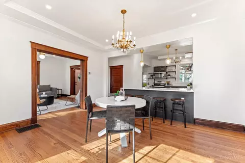 Dining - 4300 Watterson St, Cincinnati, OH 45227 photo 2 of 2
