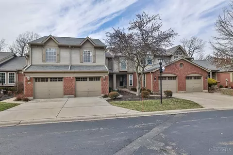 1734 Emerald Glade Ln, Cincinnati, OH 45255