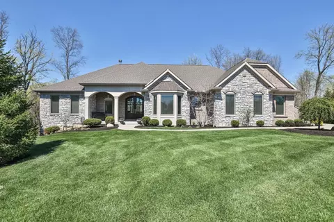 5109 Meadowview Ln, South Lebanon, OH 45065