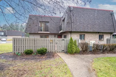 8535 Island Pines Dr, Maineville, OH 45039