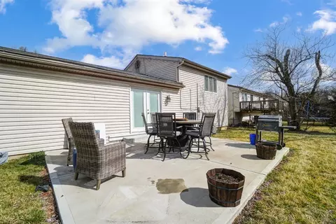 1432 Hazelgrove Dr, Cincinnati, OH 45240 photo 28