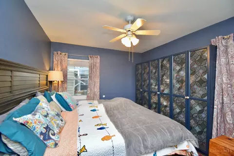 Bedroom - 7007 Grace Ave, Cincinnati, OH 45227 photo 2 of 3
