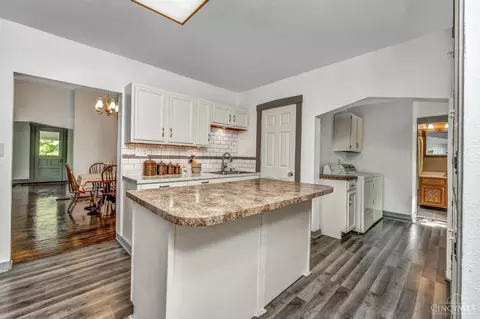 Kitchen - 1920 Cemetery Rd, Kettering, OH 45429 photo 1 of 5