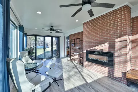 Exterior - 5573 Mapleridge Dr, Cincinnati, OH 45227 photo 5 of 10
