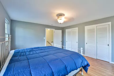 Bedroom - 5573 Mapleridge Dr, Cincinnati, OH 45227 photo 6 of 8