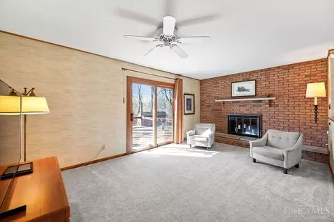 Living - 1907 Fullerton Dr, Cincinnati, OH 45240 photo 2 of 8
