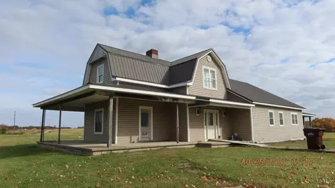 8030 Paeltz Rd, Russellville, OH 45168