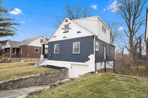 Exterior - 1270 Prospect Pl, Cincinnati, OH 45231 photo 2 of 6