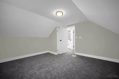 Other - 1270 Prospect Pl, Cincinnati, OH 45231 photo 8 of 11