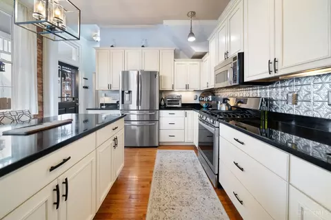 Kitchen - 2715 Hackberry St, Cincinnati, OH 45206 photo 5 of 6
