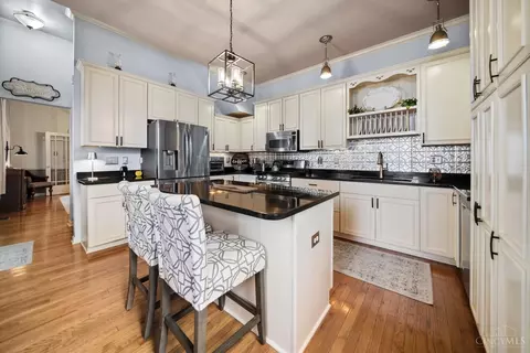 Kitchen - 2715 Hackberry St, Cincinnati, OH 45206 photo 4 of 6