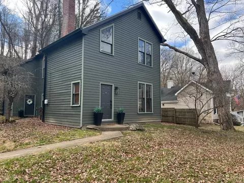 7039 Clough, Cincinnati, OH 45244