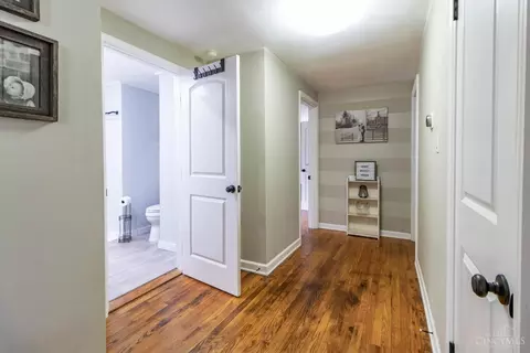 Bath - 112 Elmlinger Dr, Mason, OH 45040 photo 2 of 2