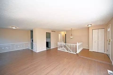 6355 Corbly Rd #34, Cincinnati, OH 45230 photo 8