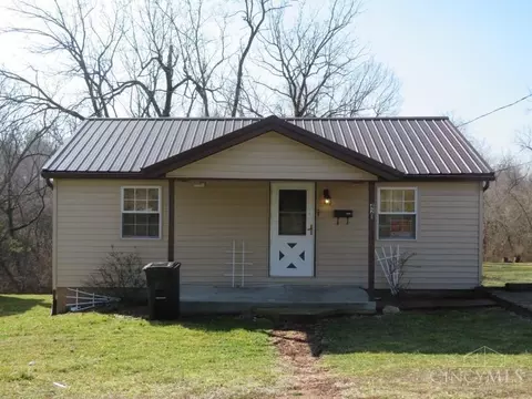 421 Walnut St, Hillsboro, OH 45133