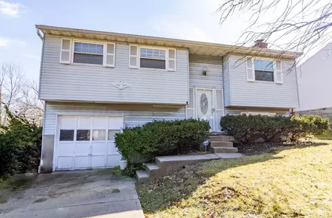 12146 Birchhill Dr, Colerain Twp, OH 45251