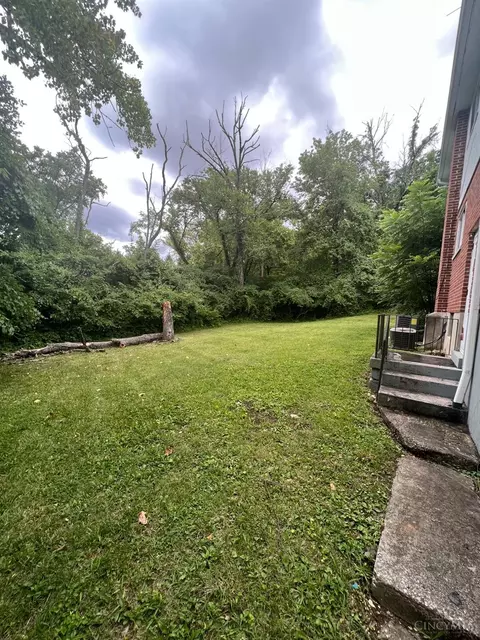 39 Glen Este, Cincinnati, OH 45217 photo 8
