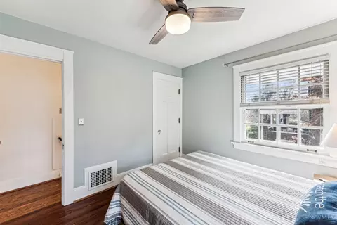 Bedroom - 2137 Easthill Ave, Cincinnati, OH 45208 photo 8 of 9