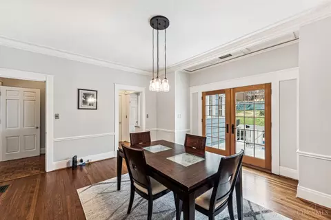 Dining - 2137 Easthill Ave, Cincinnati, OH 45208 photo 1 of 3