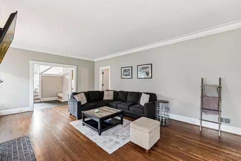 Living - 2137 Easthill Ave, Cincinnati, OH 45208 photo 2 of 4
