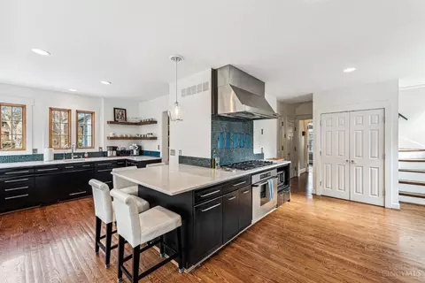 Kitchen - 2137 Easthill Ave, Cincinnati, OH 45208 photo 1 of 4