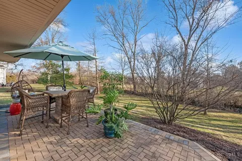 Exterior - 7509 Ginger Ln, Cincinnati, OH 45244 photo 3 of 4